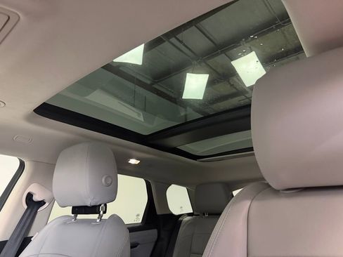 Used 2022 Land Rover Range Rover Evoque S image 25