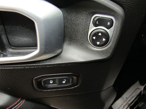 Used 2020 Jeep Gladiator Rubicon AWD/4WD image 20
