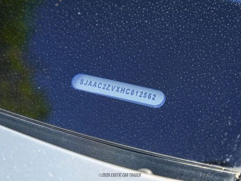 Used 2017 Bentley Bentayga image 63