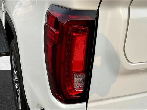 Used 2024 GMC Sierra 1500 Denali Ultimate AWD/4WD image 22