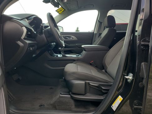 Used 2020 Chevrolet Traverse LS FWD image 12