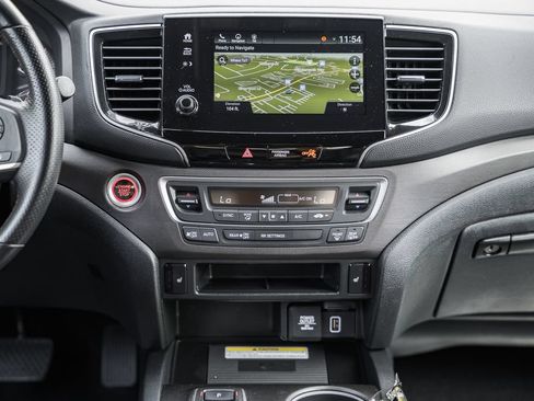 Used 2023 Honda Passport TrailSport image 21