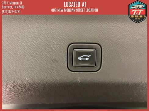 Used 2021 Chevrolet Tahoe Premier w/ Premium Package image 21