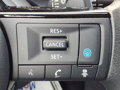 Certified 2021 Nissan Rogue SV image 30