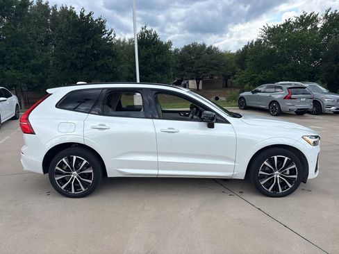 Used 2024 Volvo XC60 B5 Plus w/ Protection Package Premier AWD/4WD image 4