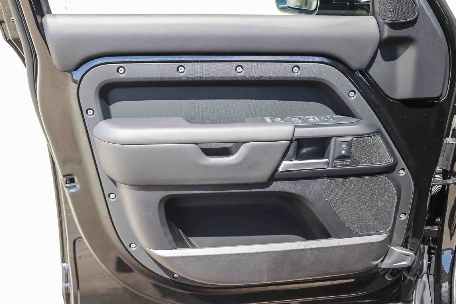 New 2026 Land Rover Defender 110 S AWD/4WD image 20