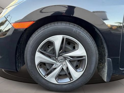 Used 2019 Honda Civic LX image 29