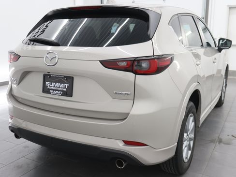 Used 2024 MAZDA CX-5 AWD 2.5 S w/ Select Package image 5