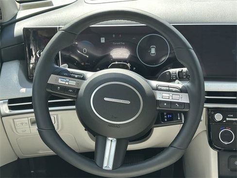 New 2025 Hyundai Tucson Limited image 23