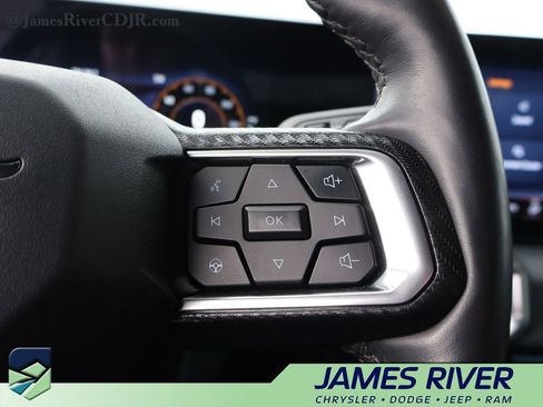 Used 2025 Ford Mustang Premium RWD image 22
