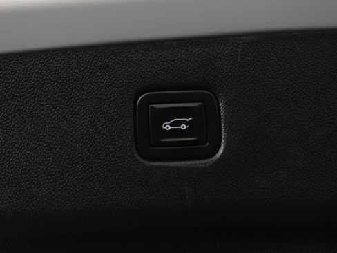 Used 2023 Chevrolet Blazer Premier w/ Driver Confidence II Package image 15