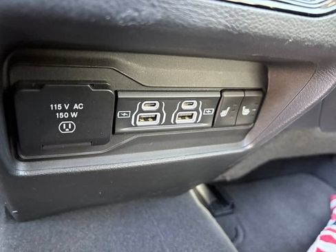 Used 2023 Jeep Grand Cherokee 4WD 4xe w/ Luxury Tech Group II image 11