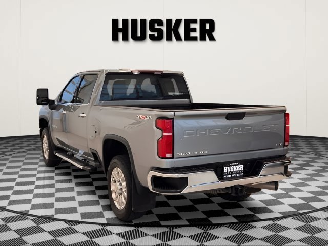 Certified 2025 Chevrolet Silverado 2500 LTZ w/ LTZ Convenience Package AWD/4WD image 3