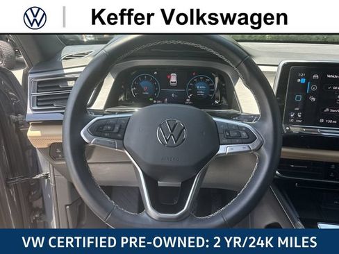 Certified 2024 Volkswagen Atlas Cross Sport SE FWD image 18