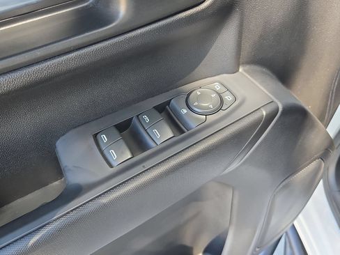 Used 2022 Chevrolet Silverado 1500 Custom RWD image 12