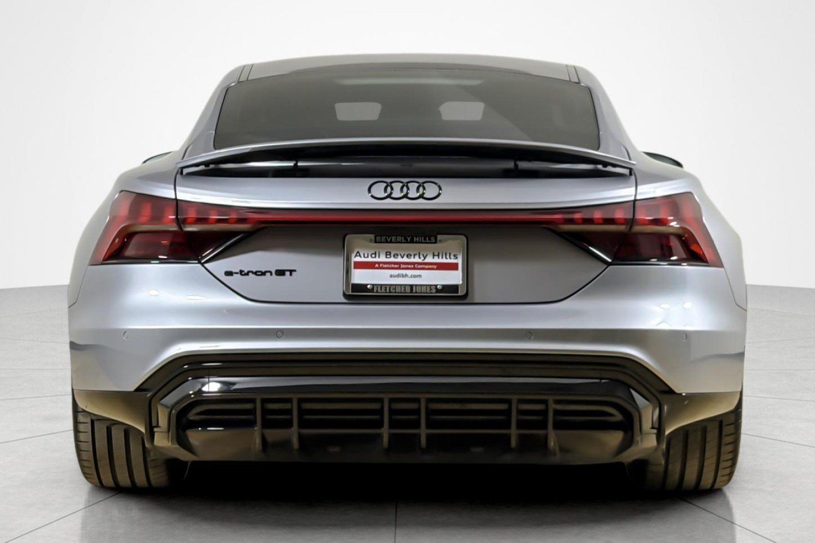 Used 2024 Audi e-tron GT Premium Plus AWD/4WD image 4