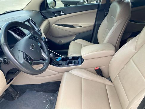 Used 2016 Hyundai Tucson Limited w/ Option Group 03 AWD/4WD image 15