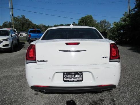 Certified 2023 Chrysler 300 Touring L w/ Popular Equipment Group RWD image 6