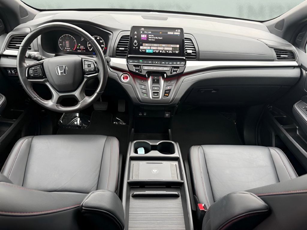 Used 2025 Honda Odyssey Sport-L image 29