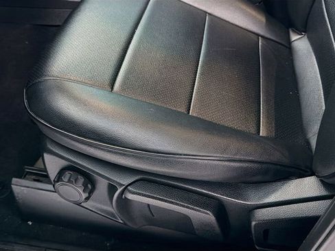 Used 2020 Ford Ranger XLT image 18