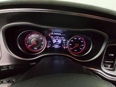 Used 2018 Dodge Charger SXT Plus image 16