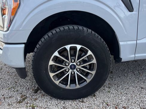 Certified 2022 Ford F150 XLT w/ Equipment Group 302A High image 18