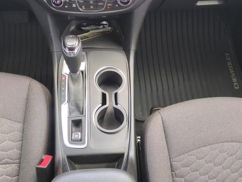 Used 2018 Chevrolet Equinox LT FWD image 23