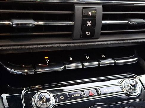 Used 2022 Lincoln Corsair AWD w/ Premium Package image 16