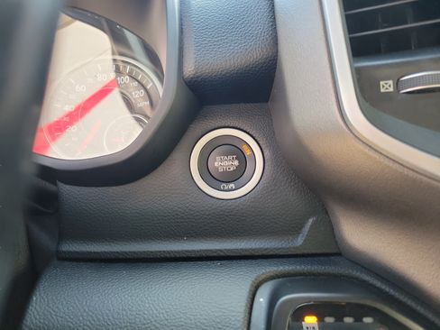Used 2020 RAM 1500 Big Horn AWD/4WD image 17
