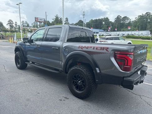 Used 2025 Ford F150 Raptor AWD/4WD image 4