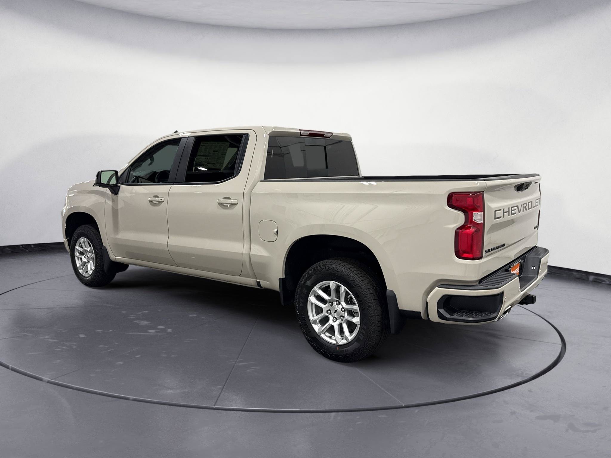 New 2026 Chevrolet Silverado 1500 RST w/ Safety Package AWD/4WD image 5