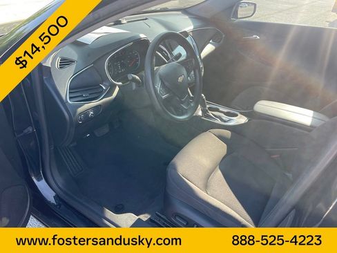 Used 2019 Chevrolet Malibu LT FWD image 13