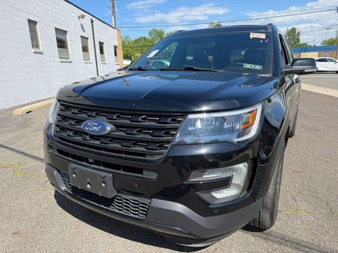 Used 2016 Ford Explorer Sport w/ Equipment Group 401A AWD/4WD image 5