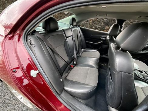 Used 2014 Chevrolet Malibu LT image 24