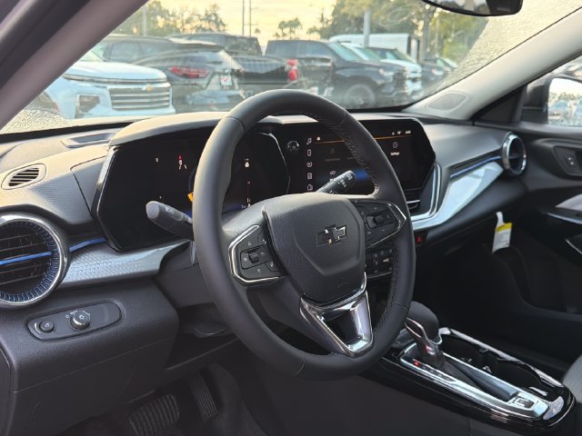 New 2026 Chevrolet Trax LT w/ Driver Confidence Package FWD image 24