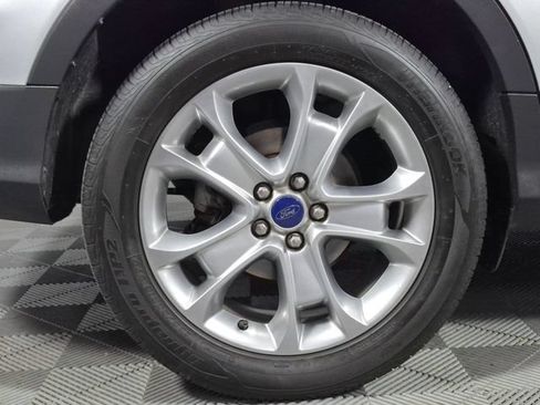 Used 2016 Ford Escape Titanium FWD image 28