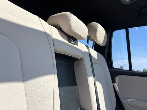 Certified 2025 Mercedes-Benz GLB 250 4MATIC image 21