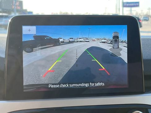 Used 2022 Ford Escape SE image 27