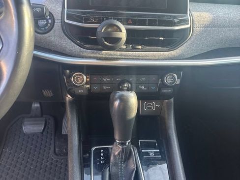 Used 2022 Jeep Compass Latitude w/ Convenience Group AWD/4WD image 28