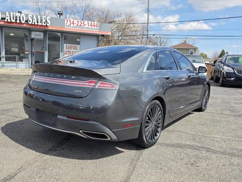Used 2018 Lincoln MKZ Reserve image 11