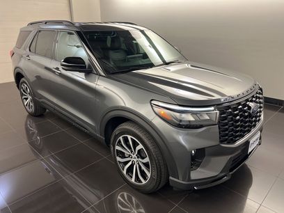 New 2025 Ford Explorer ST-Line