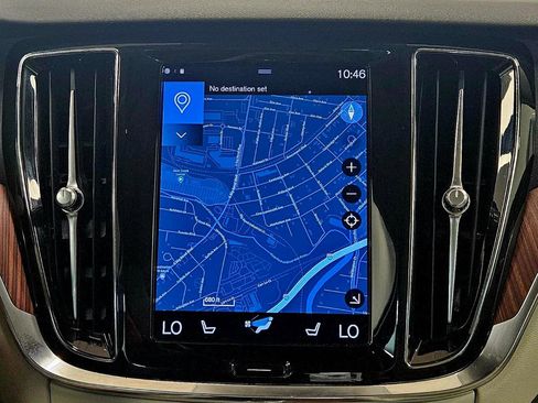 Used 2021 Volvo S60 T5 Momentum w/ Climate Package image 22