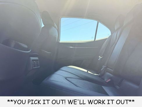 Used 2022 Toyota Camry XLE FWD image 23