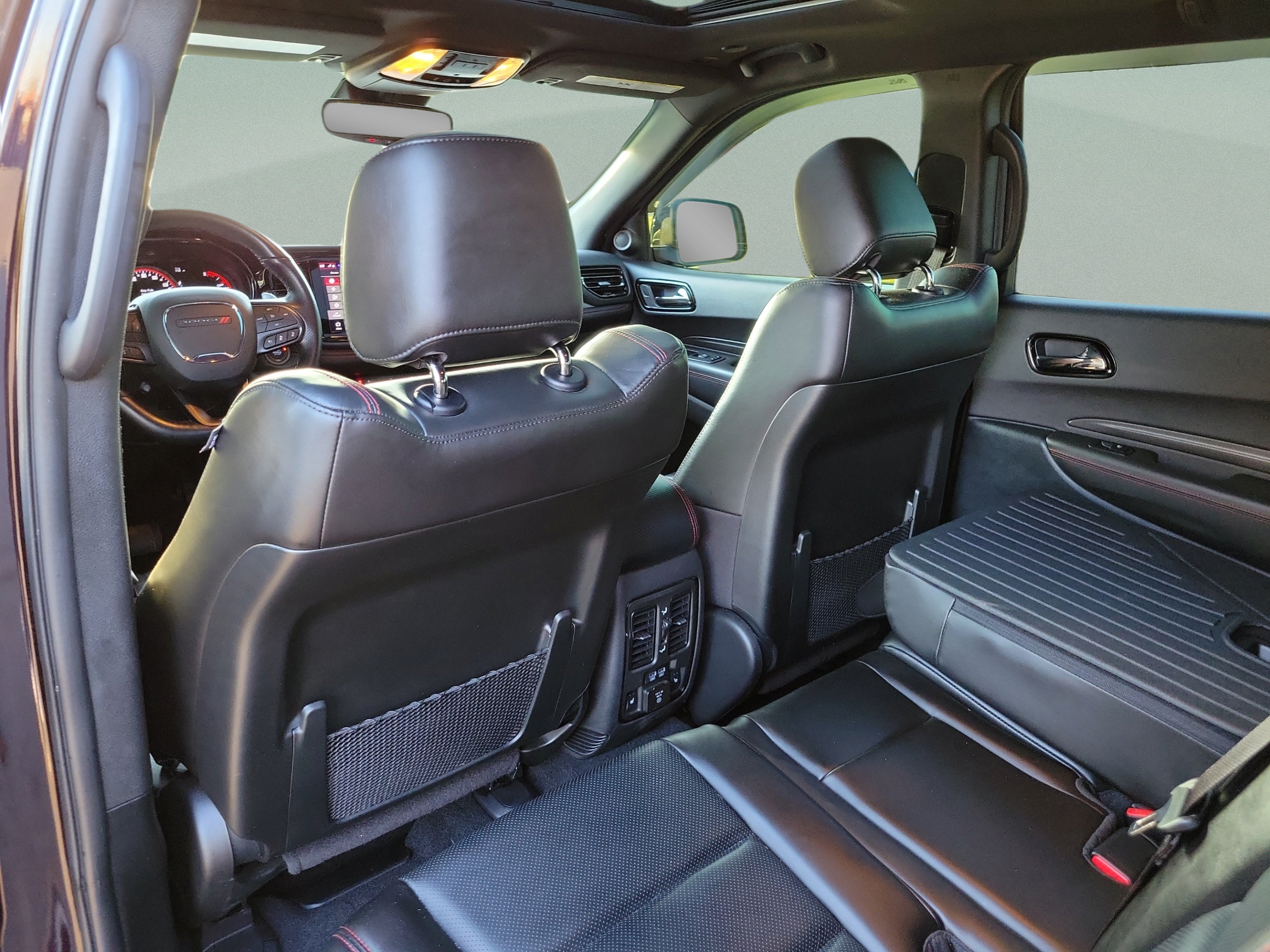 Used 2024 Dodge Durango R/T w/ Tow 'N Go Package AWD/4WD image 10