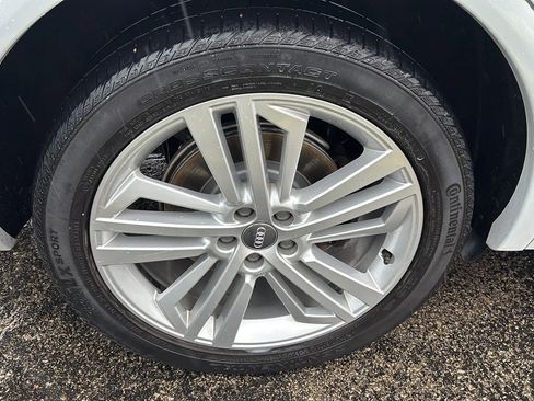Used 2019 Audi Q5 2.0T Premium Plus w/ Premium Plus Package AWD/4WD image 47