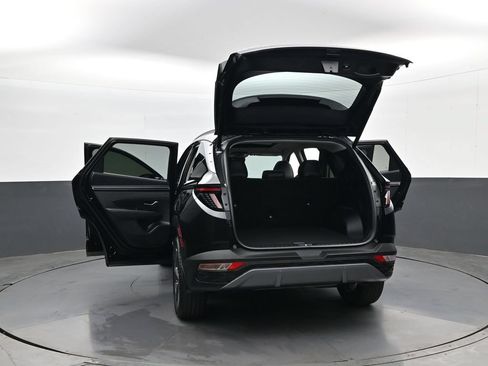 Certified 2024 Hyundai Tucson Limited AWD/4WD image 33