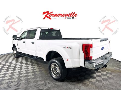 Used 2017 Ford F350 XLT image 5