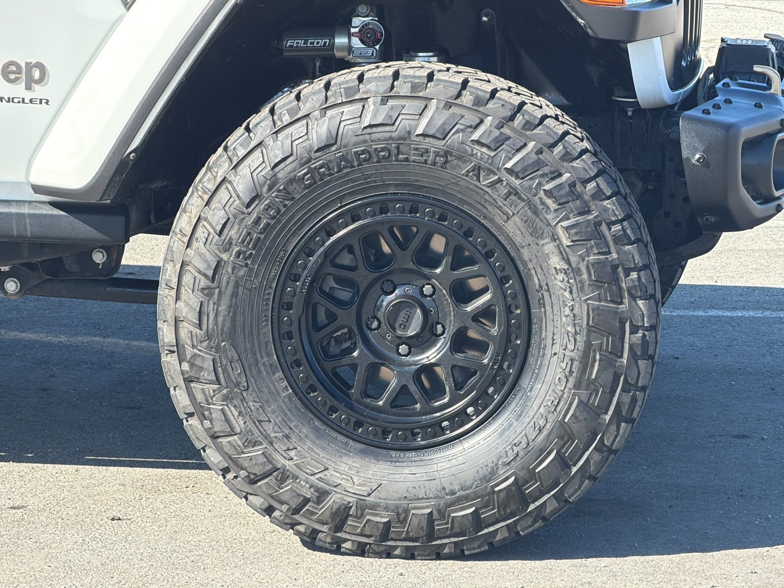 Used 2023 Jeep Wrangler Unlimited Rubicon 392 w/ Xtreme Recon 35" Tire Package AWD/4WD image 38