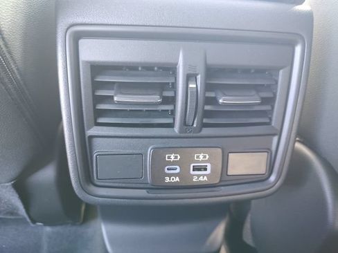 Used 2026 Subaru Outback Premium AWD/4WD image 24