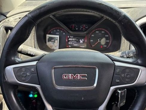 Used 2016 GMC Canyon SLT w/ Driver Alert Package AWD/4WD image 9